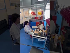 ক্যান্টন মেলায় পুরনো বন্ধুর সাথে দেখা